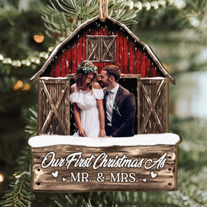 Red Barn Christmas Couple Custom Photo - Personalized Photo Ornament